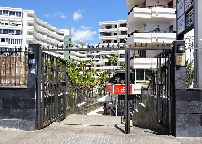 Palm Friendly Holiday Home